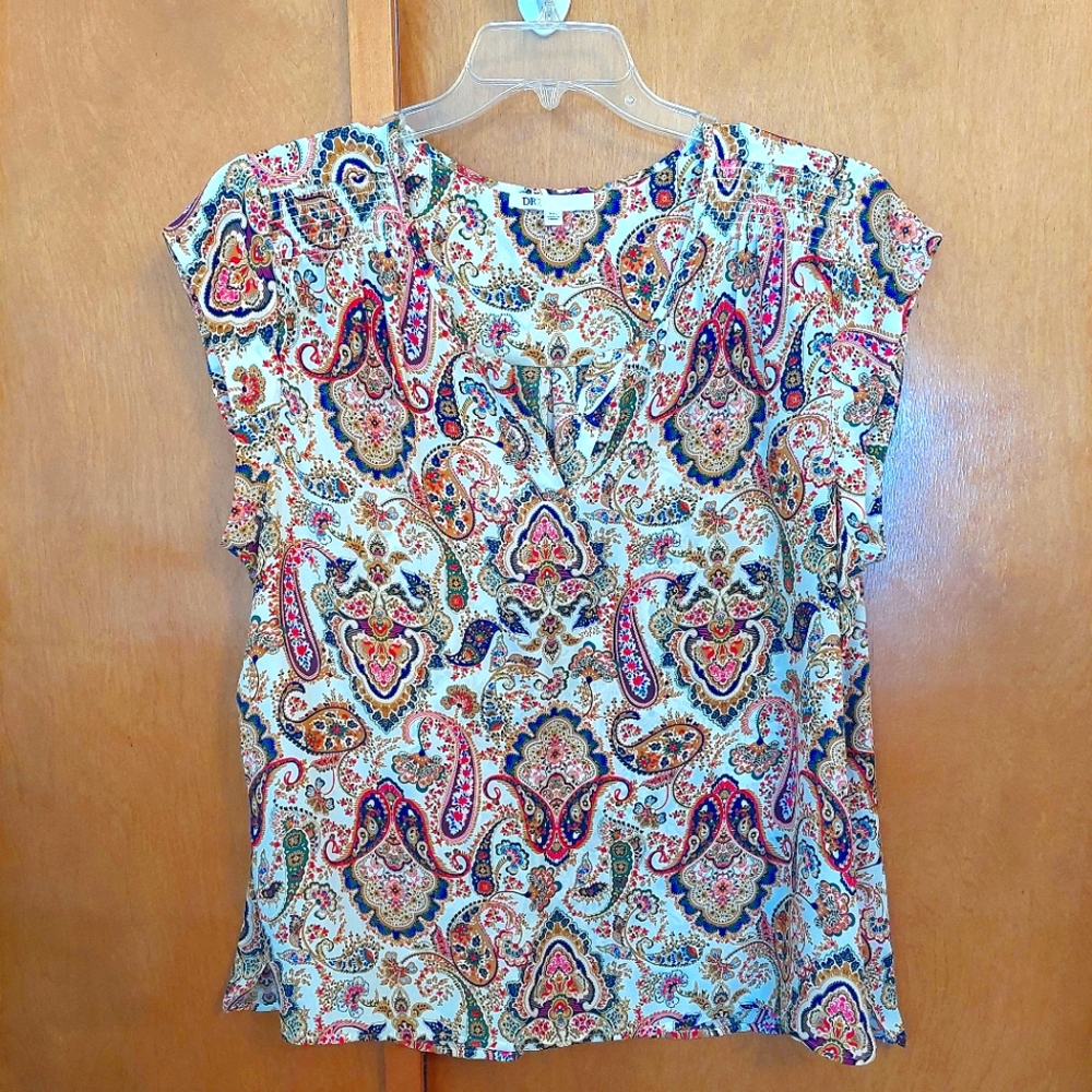 DR2 Blouse NWOT - Picture 2 of 10